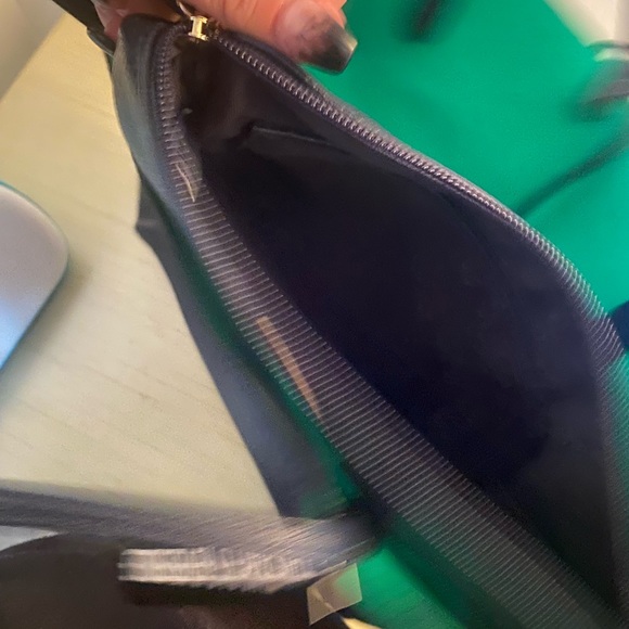 Street level tote - Picture 6 of 6